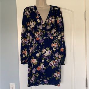 Lulus Floral Dress Size Medium lightly used